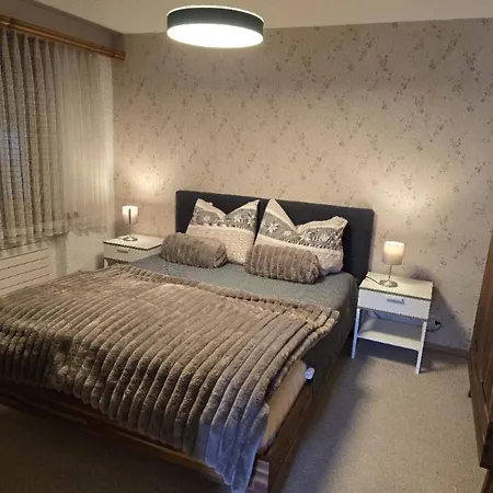 Апартаменты Gletscherhorn Ii - Tapia Appartement-fewo- Dusche Oder Bad- Wc 2-bettwohnung By Interhome Цвайзиммен